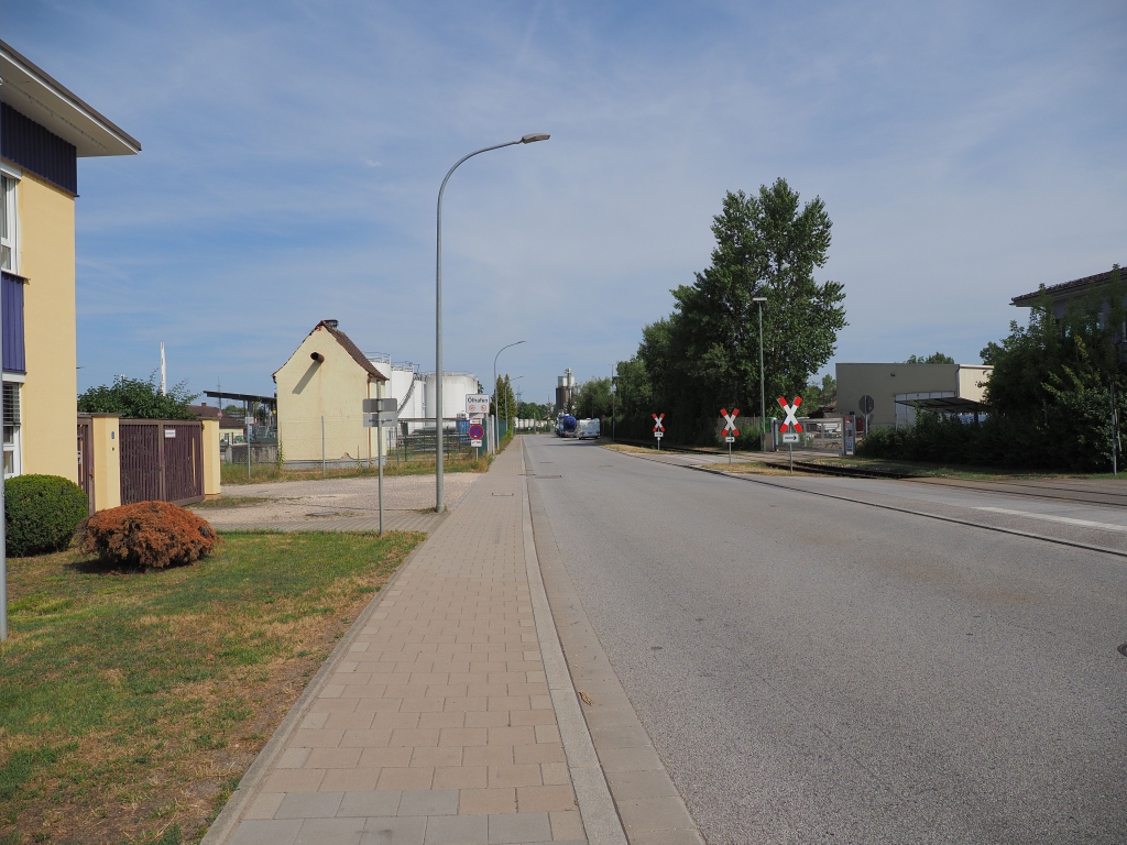 EM122197.JPG