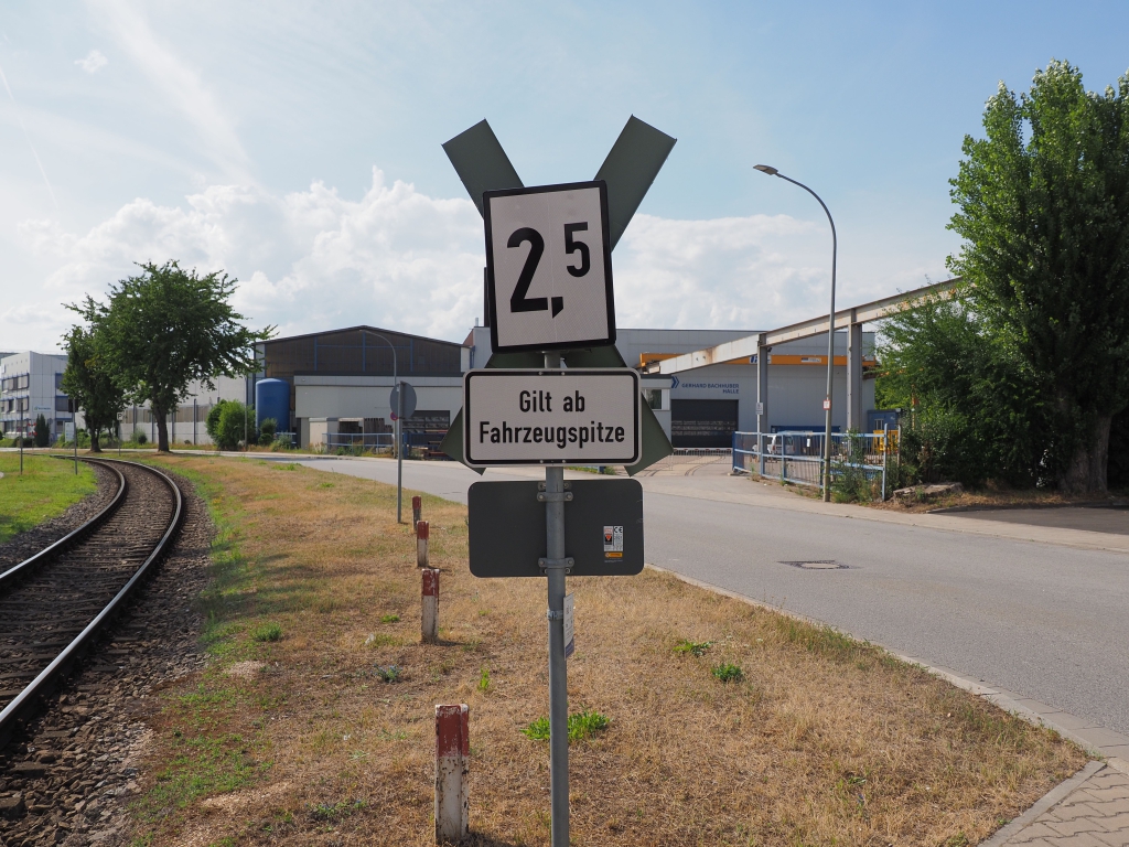 EM122201.JPG