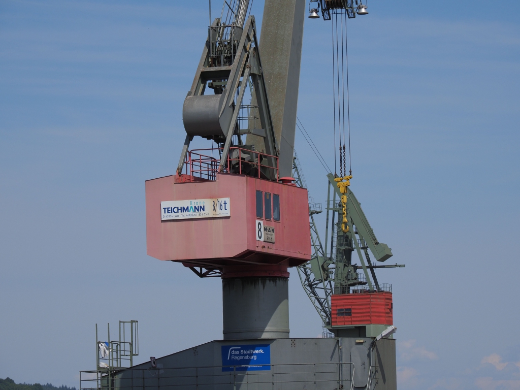 EM121907.JPG