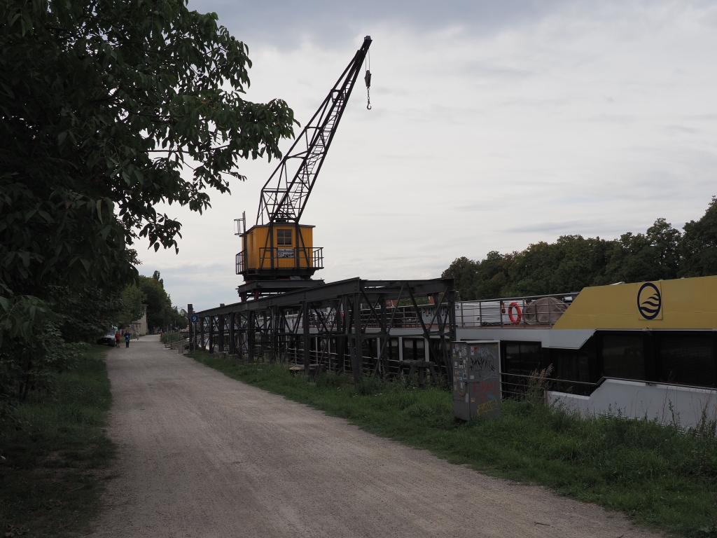EM125482.JPG