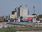 EM121790.JPG