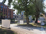 EM121828.JPG