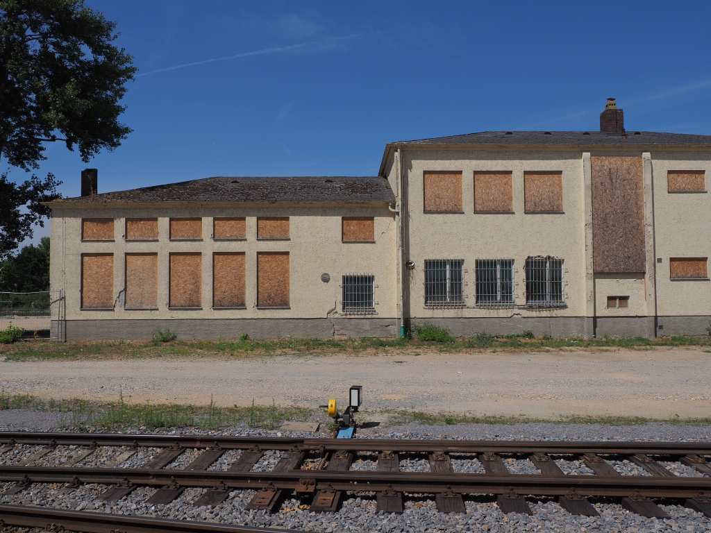 EM121847.JPG
