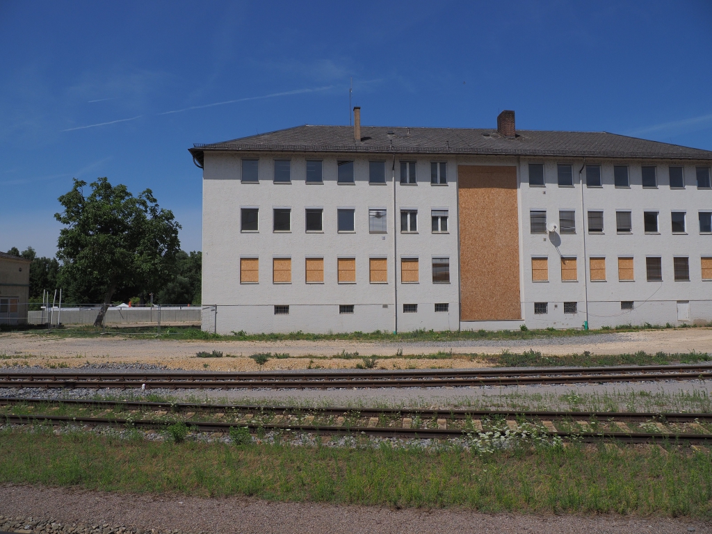 EM121857.JPG