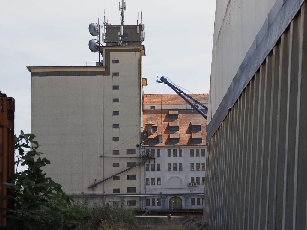 EM122040.JPG