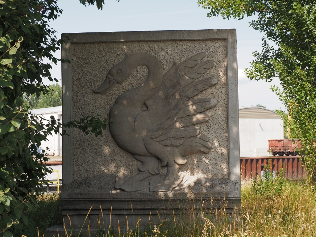 EM121947.JPG