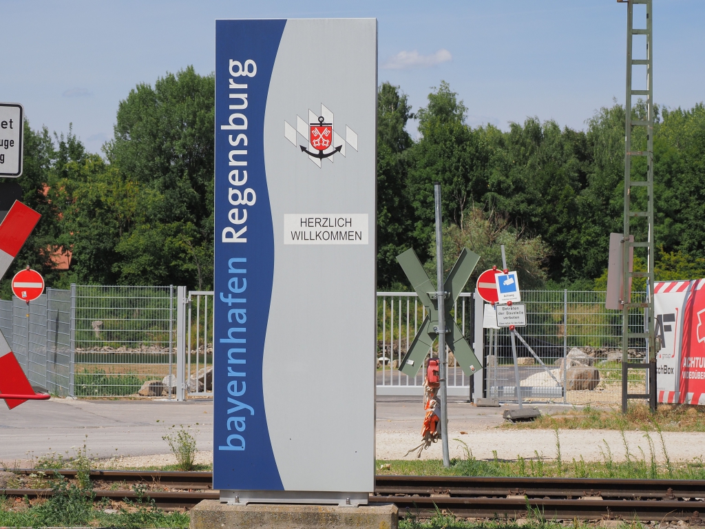 EM121840.JPG