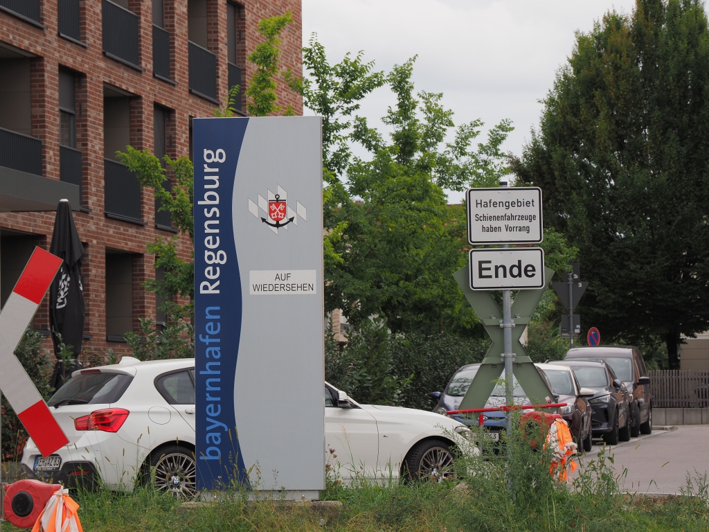 EM125463.JPG